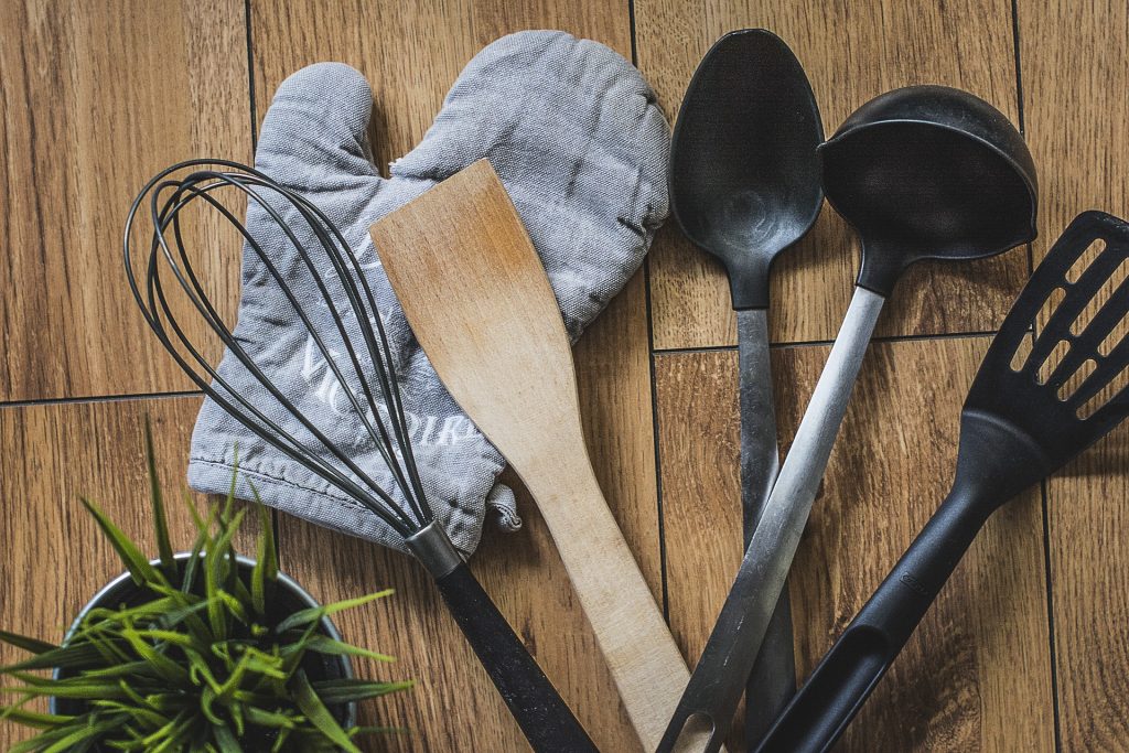 HIF provides needy soldiers with everyday items that they might not be able to afford on their own.